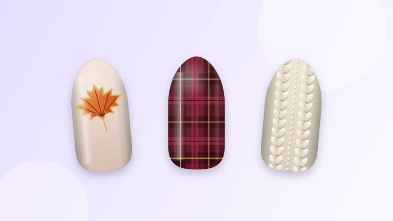 Nail art automne facile : trois capsules décorées d’une feuille d’érable, d’un motif tartan et d’un effet maille